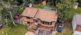 Eagle River Luxury Alaska Spa Retreat • Hot Tub • Sauna • Cold Plunge • Fire Pit