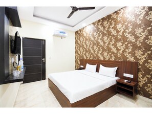 Room - Hotel Rayyyy Stay (Puri)