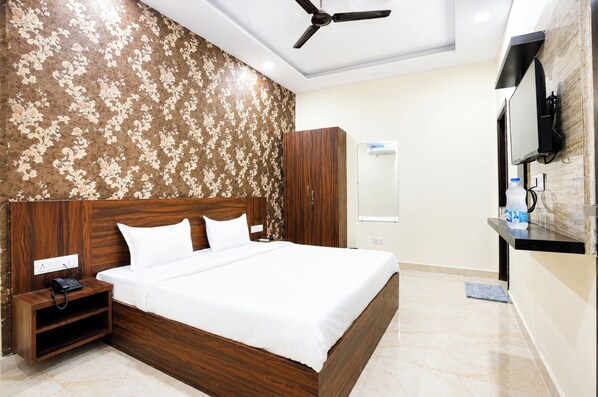 Room - Hotel Rayyyy Stay (Puri)