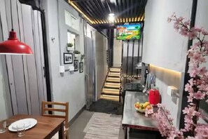 تناول الطعام