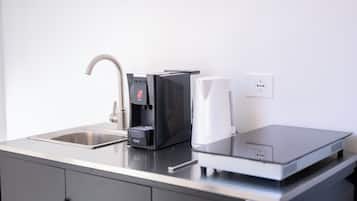 Apartment | Private kitchen | Full-sized fridge