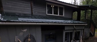 Whaler's Cove, pleasant 1-bedroom/1 bath apt. in Kenai perfect for your getaway.