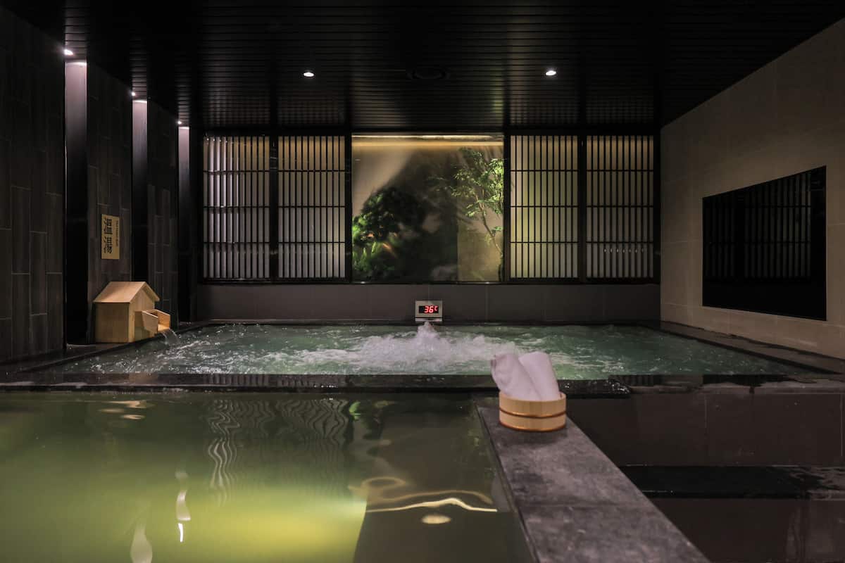 Kamar Standar, pemandangan kota | Spa