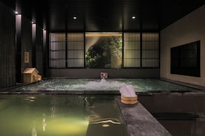 Kamar Standar, pemandangan kota | Spa