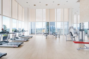 Familienapartment, Stadtblick | Fitnessbereich