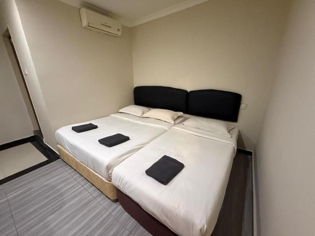 In-room safe, desk, iron/ironing board (on request), free WiFi