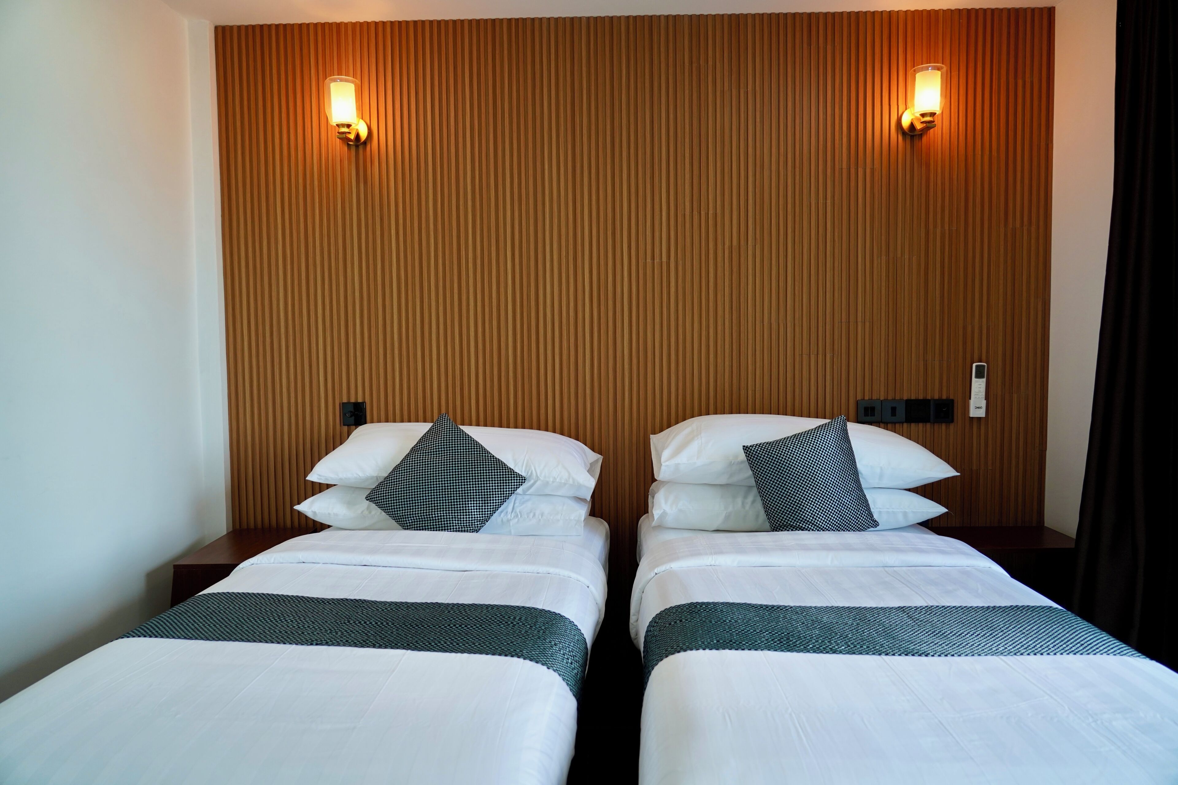 In-room safe, free WiFi