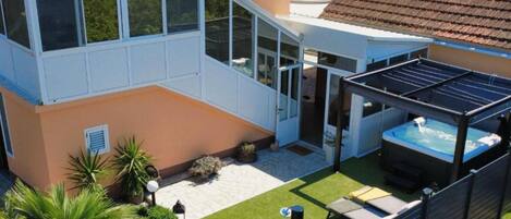 House (Two Bedroom Holiday Home with Hot-Tub) | Exterior