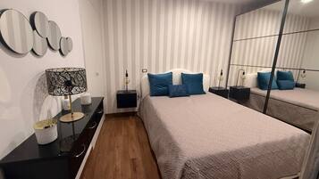 2 Schlafzimmer, Bügeleisen/Bügelbrett, WLAN, Bettwäsche