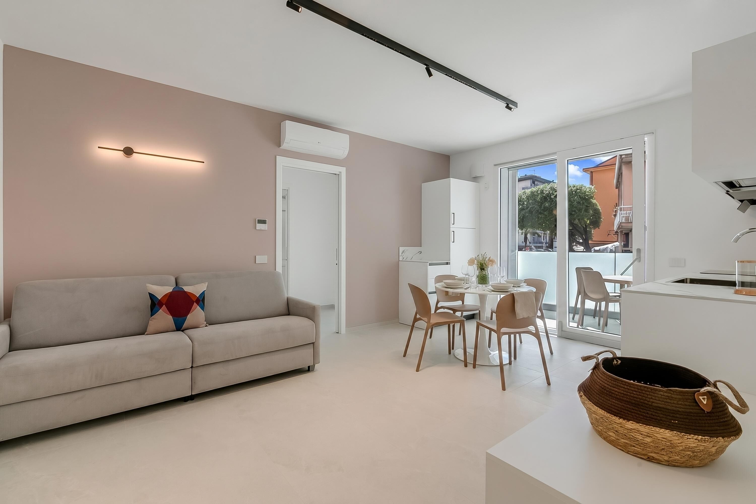 Familienapartment, 2 Schlafzimmer, Balkon, Meerseite (Nua Boutique Apartaments 8 Towncentre) | Wohnbereich