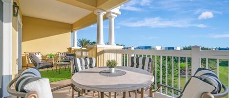 Deluxe Apartment, 3 Bedrooms, Golf View | Outdoor dining