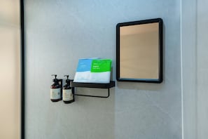 Basic-Einzelzimmer | Badezimmerausstattung
