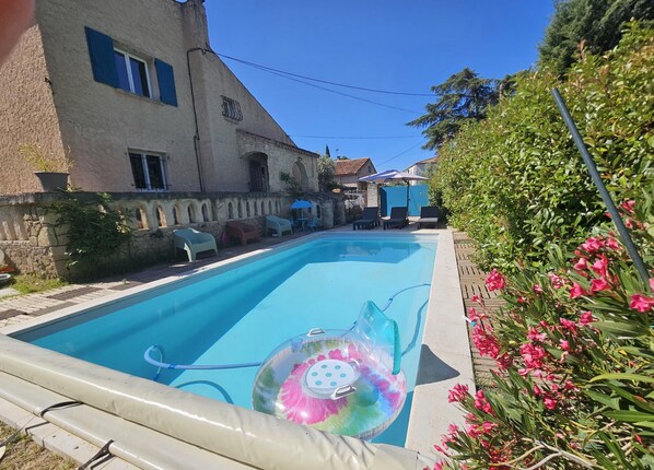 Pool - Vrbo Property (Pertuis)