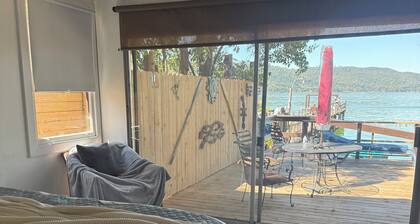 Waterfront pirate cove: sunset views, arcade, beach