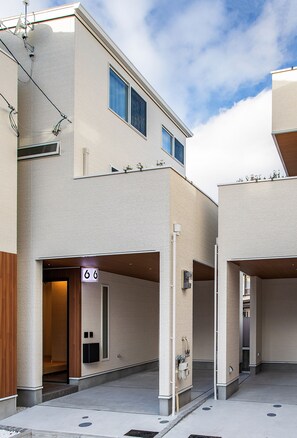 Vil·la familiar, balcó | Exterior