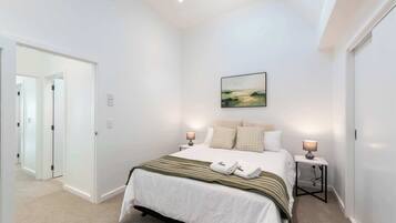 3 bedrooms, iron/ironing board, travel crib, WiFi
