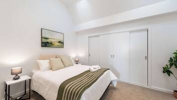 3 bedrooms, iron/ironing board, travel cot, WiFi