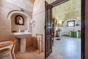 Bathroom - Le Mesolecchie (Crispiano)