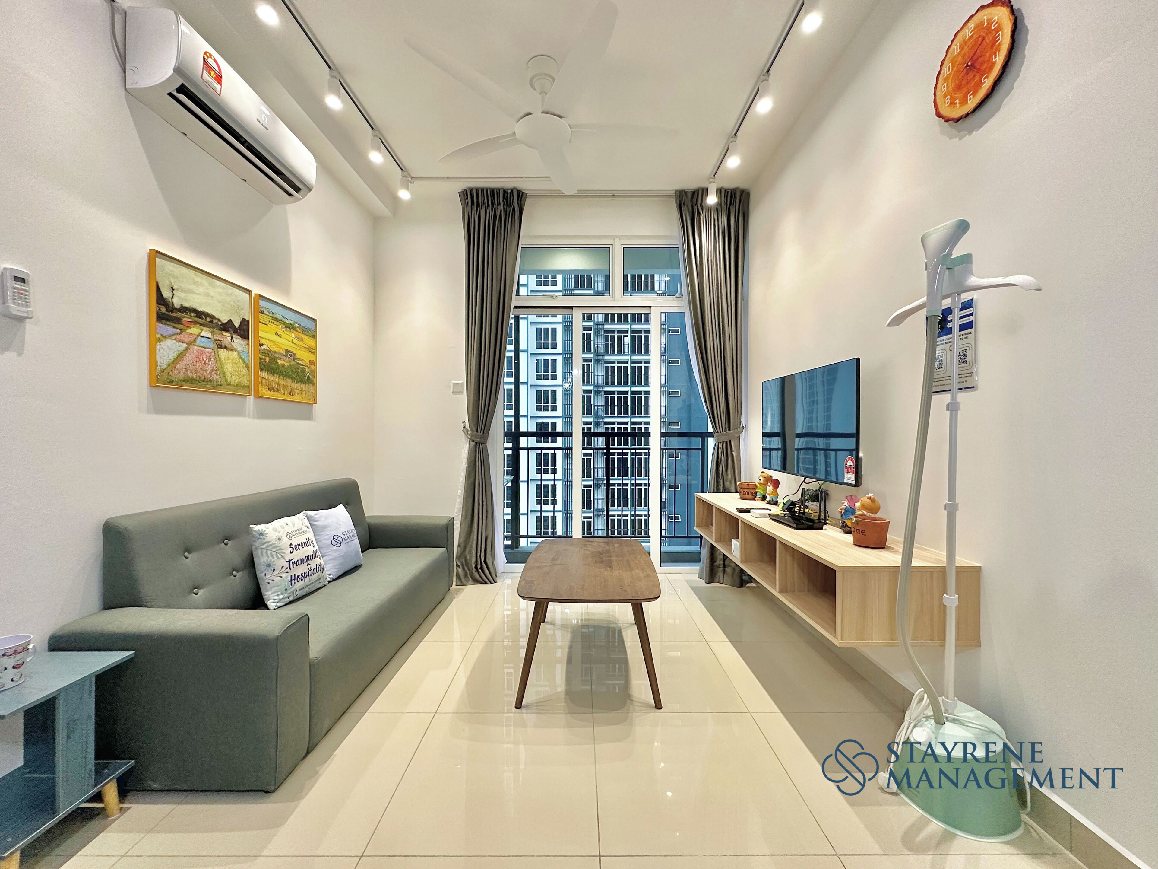 Basic Apartment, Non Smoking | Living area