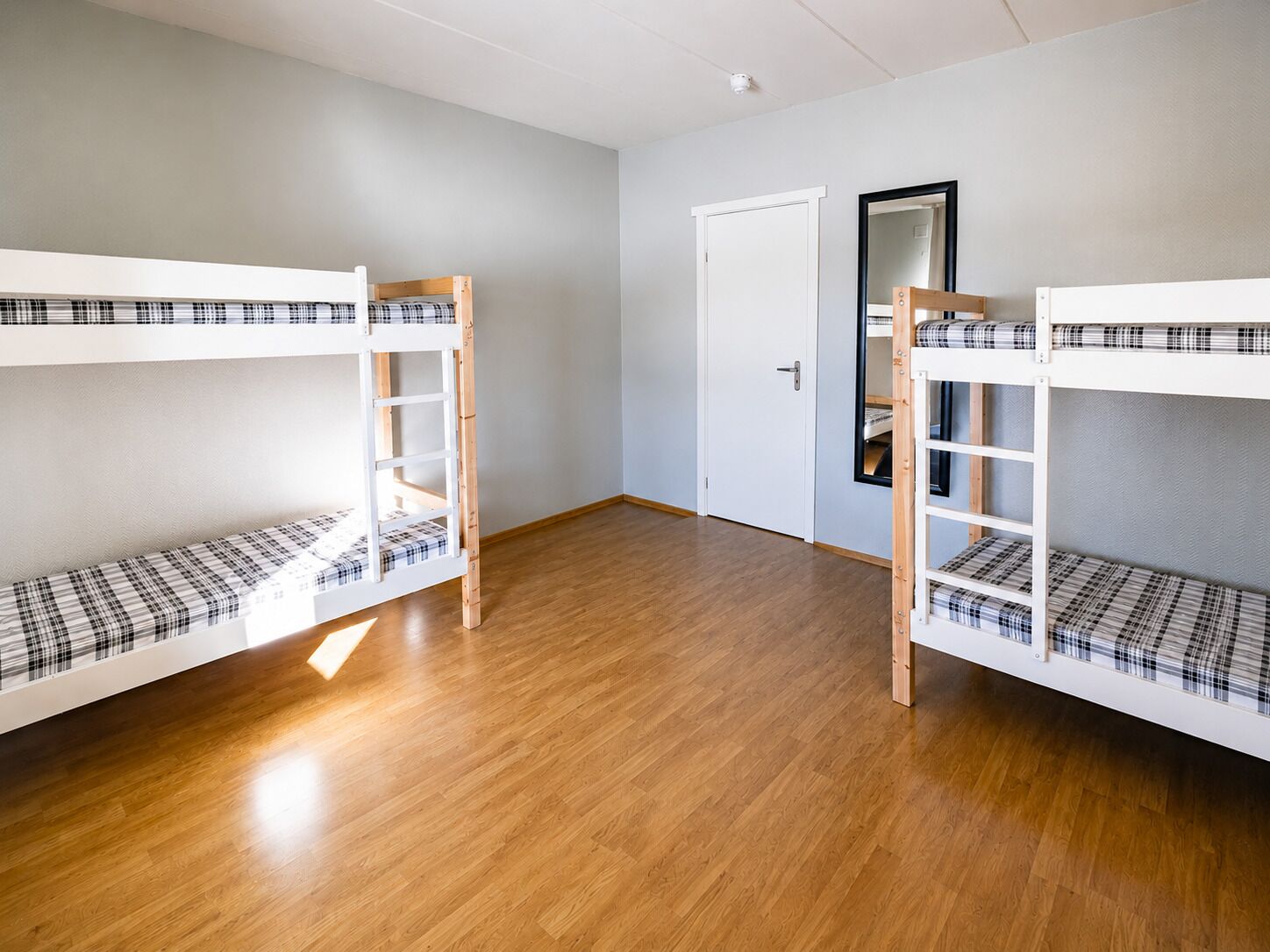 Habitación cuádruple clásica | Wifi gratis 