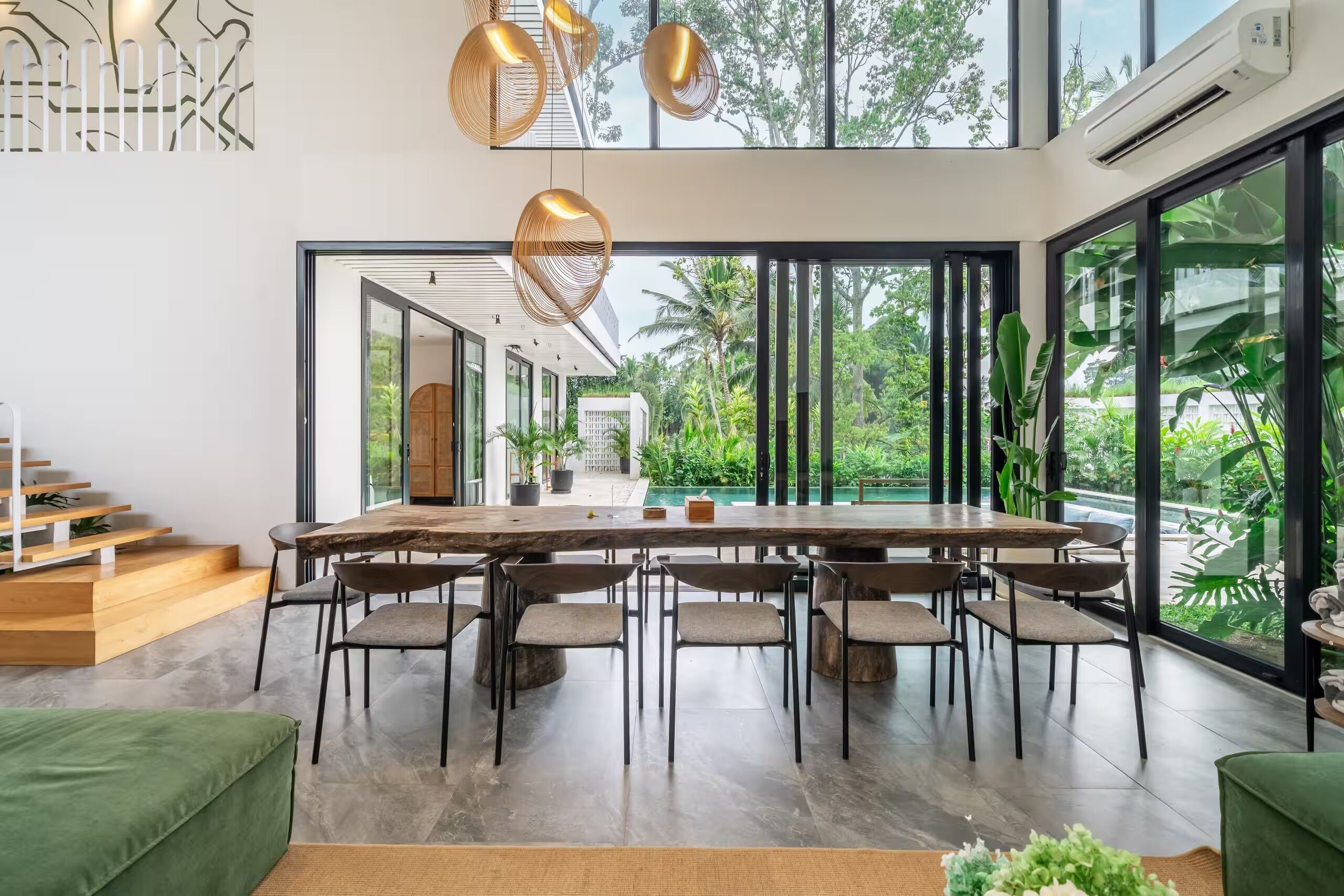 Luxury Villa, 6 Bedrooms, Private Pool, Courtyard View | Dining