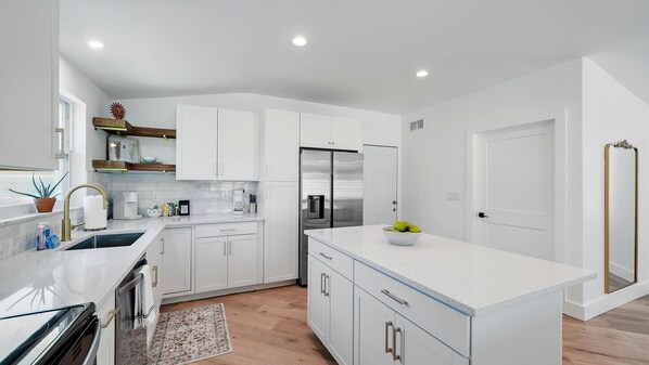 Fridge, microwave, oven, dishwasher