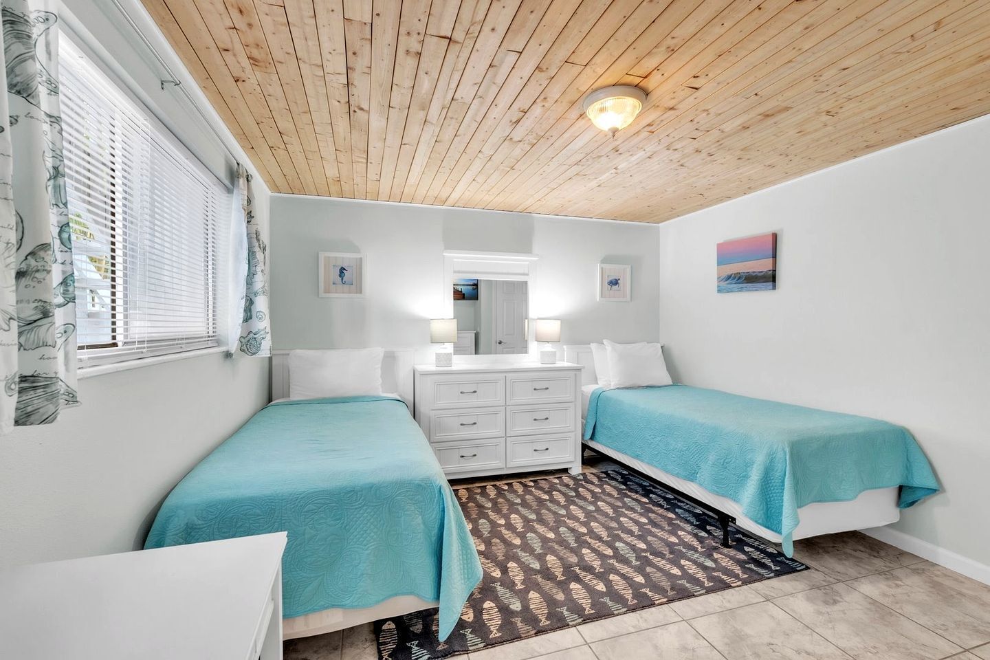 2 Schlafzimmer, Bügeleisen/Bügelbrett, Bettwäsche