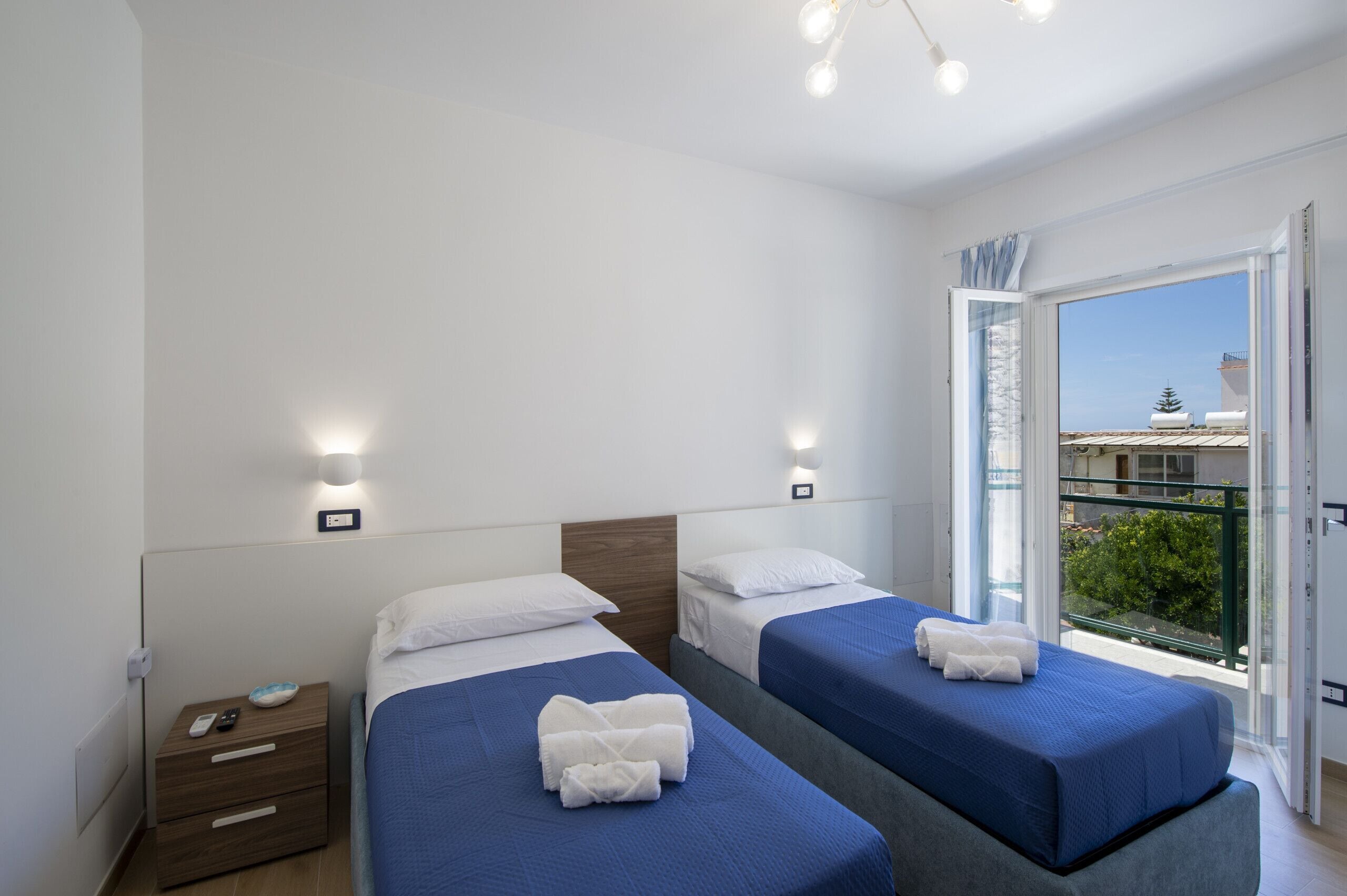 House, Smoking | 2 bedrooms