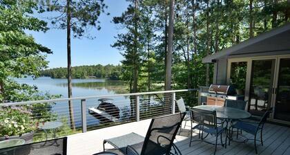 Amazing Wooden Villa with Barbecue and Fireplace in Cable, Wisconsin