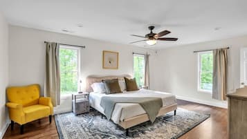 5 Schlafzimmer, Schreibtisch, WLAN, Bettwäsche
