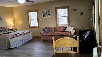 1 bedroom, bed sheets