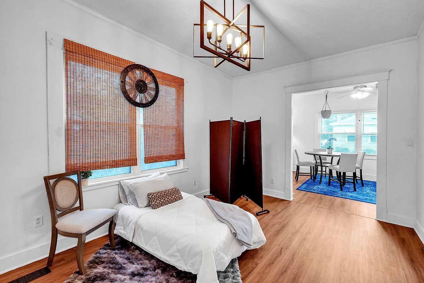 2 chambres, bureau, Wi-Fi, draps fournis