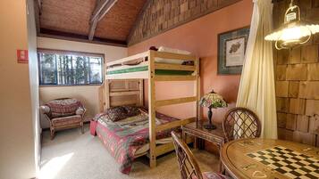 3 bedrooms, WiFi, bed sheets