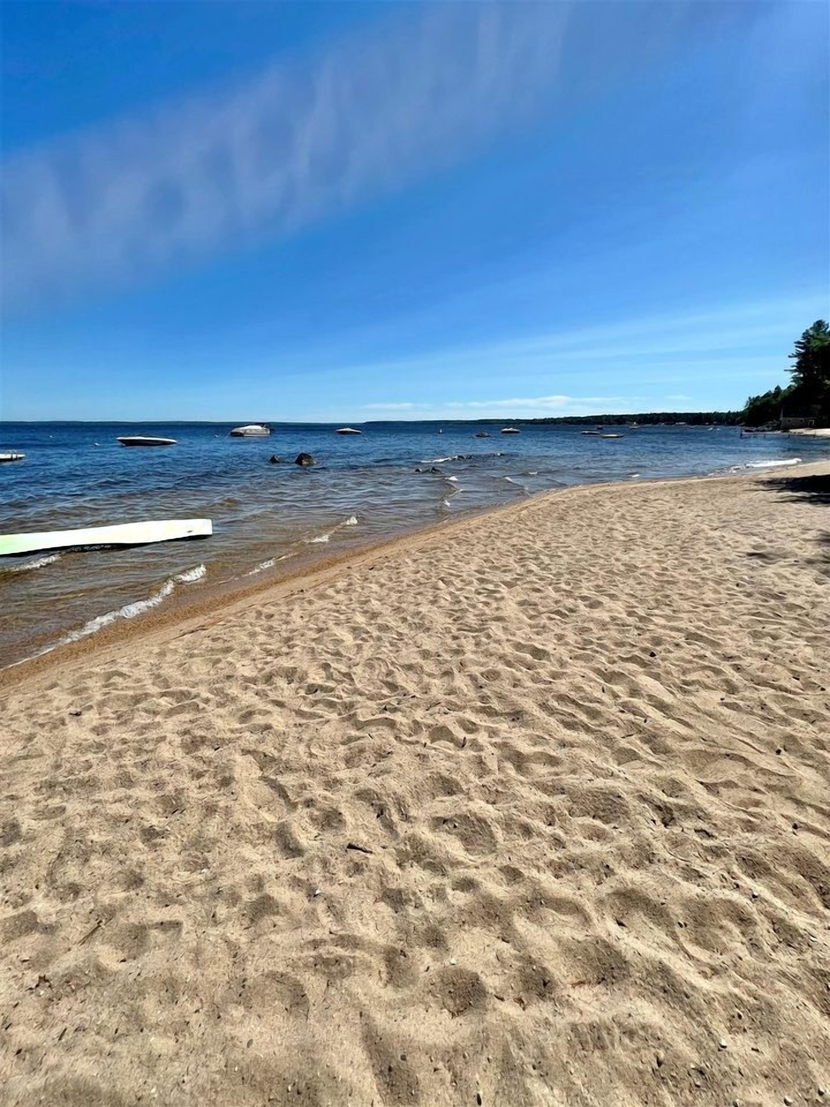 Beach nearby, sailing, fishing