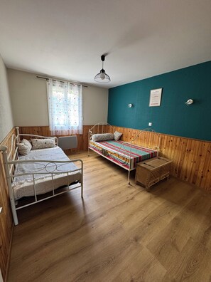 2 Schlafzimmer, Bügeleisen/Bügelbrett, Internetzugang