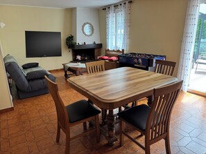 Spielezimmer