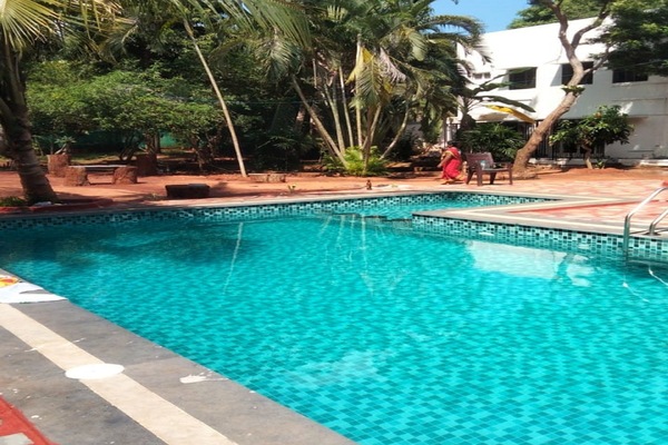 15 indoor pools