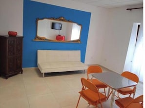 Living area - Classic Olbia (Olbia)
