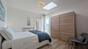 Room - Vrbo Property (Colombara-calmasino)