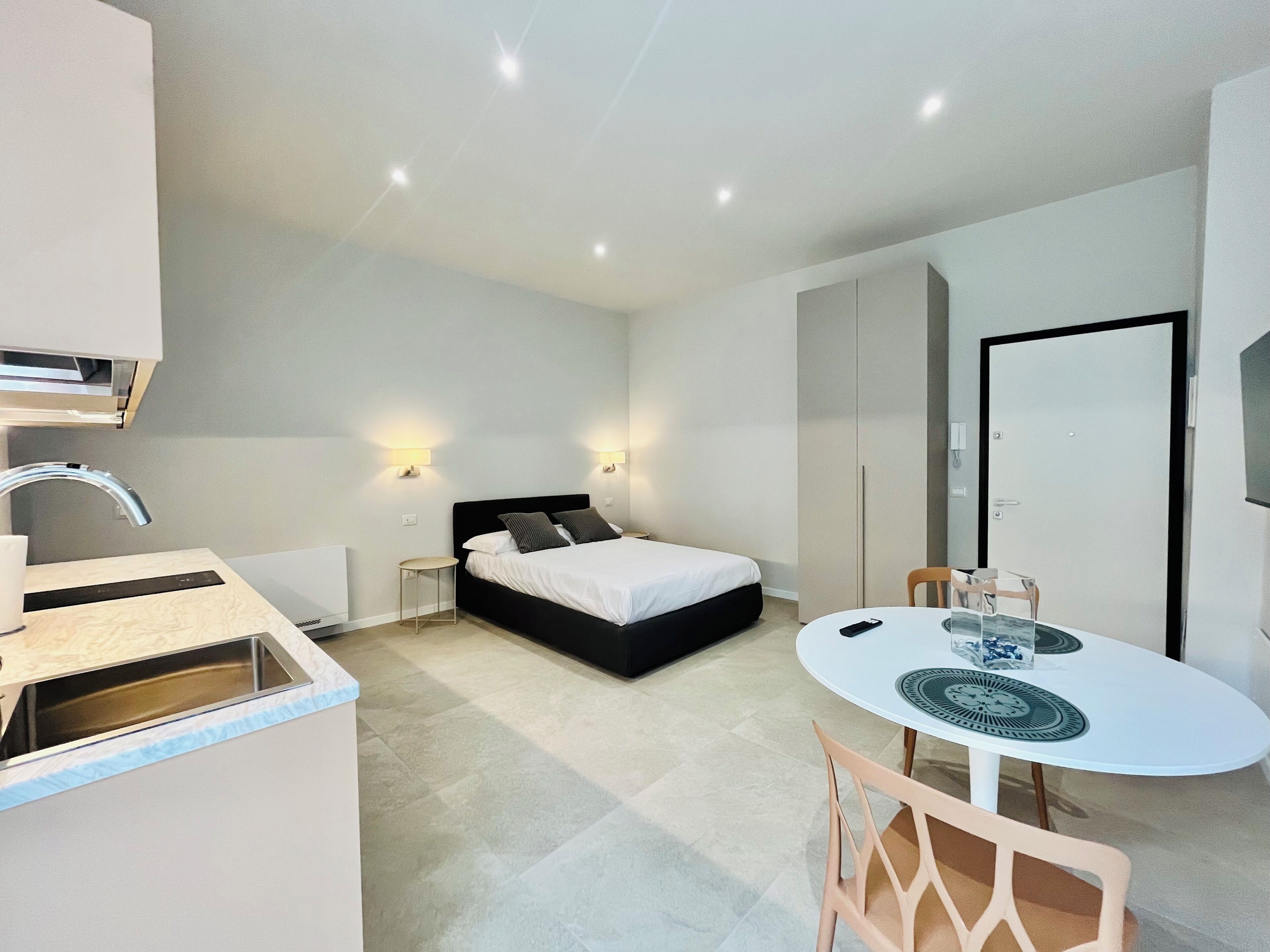 Standard Apartment | Iron/ironing board, free WiFi