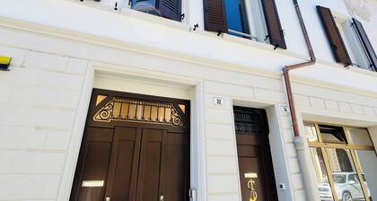 Lucus Apartments