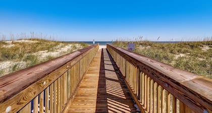 3BR Beach Cottage Near Anna Maria Island Beaches with Fenced Yard, Florida