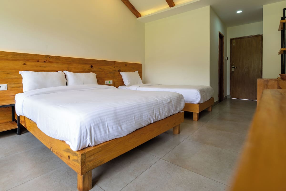 Premium Triple Room