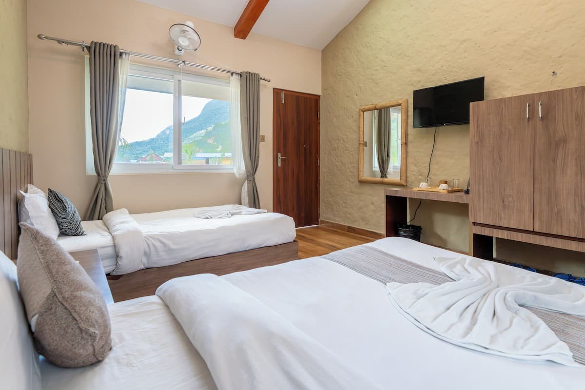 Family Triple Room, Garden View