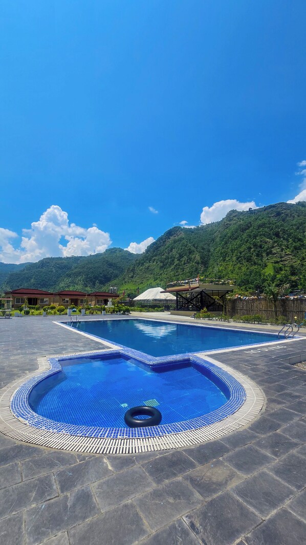 Pool - Suikhet River Valley Resort (Pokhara)