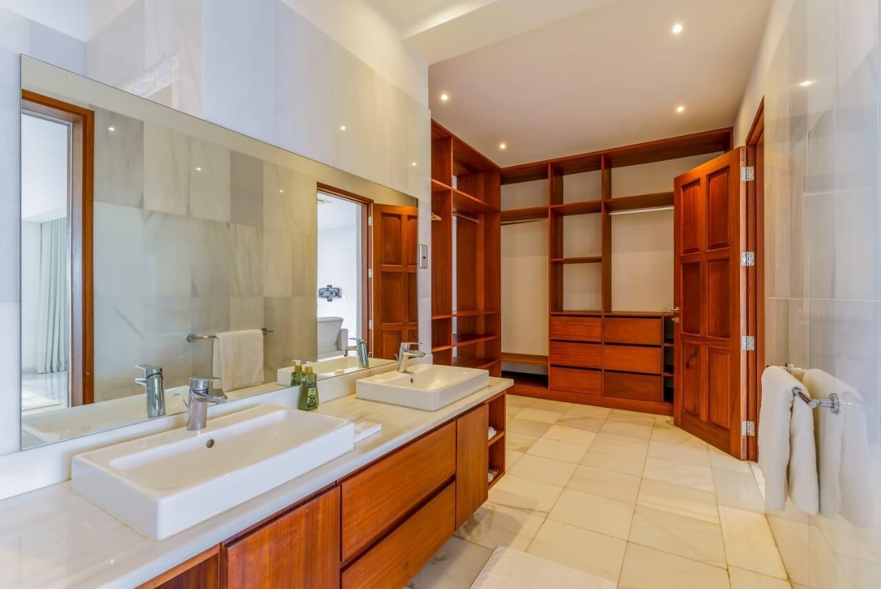 Departamento Deluxe, vista al mar | Baño | Pantuflas 