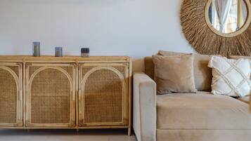 Deluxe villa, 3 slaapkamers, uitzicht op zwembad | Woonruimte