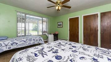 3 bedrooms, WiFi, bed sheets