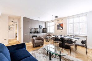 Living room - Elegant Marylebone/baker St Escape (London)