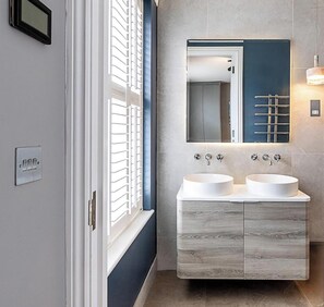 Bathroom - Elegant Marylebone/baker St Escape (London)